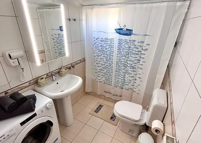 Sea Breeze Iii * Peraía